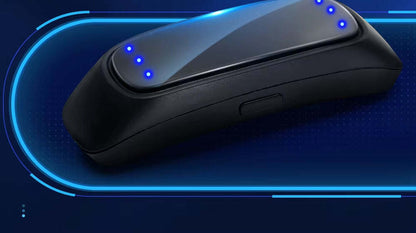 Detalle de los dos puntos de estimulacion EMS del dispositivo antirronquidos con luz LED azul activada